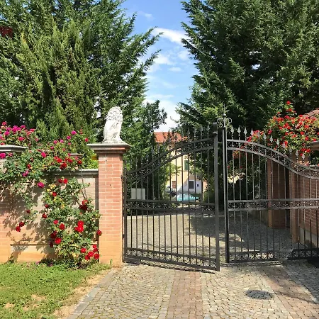 Holiday home Cascina Il Cedro